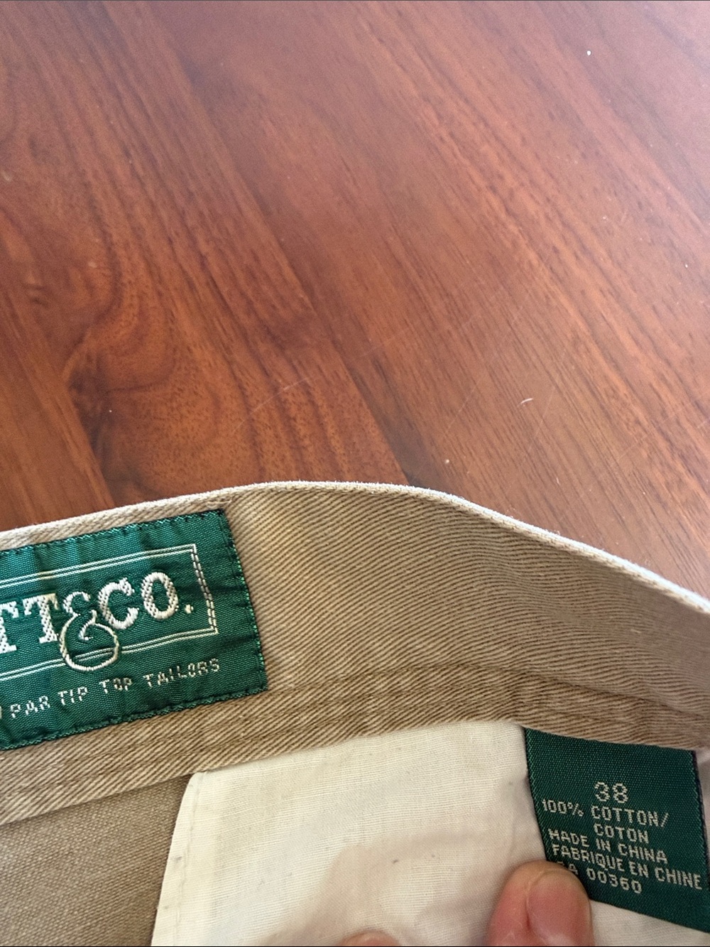 Men's Pleated Cotton Shorts - Khaki - 38 - Picture 2 of 3